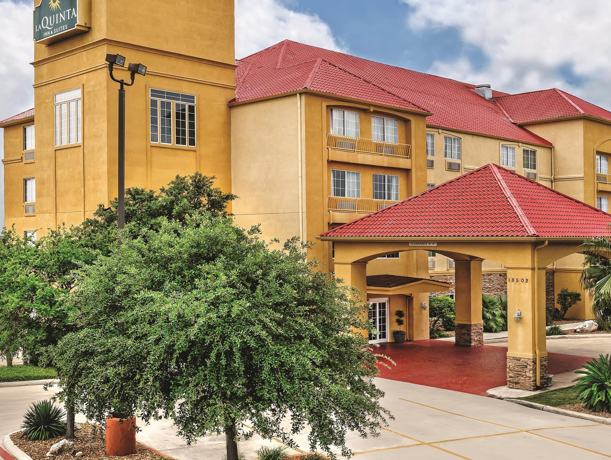 La Quinta By Wyndham San Antonio North Stone Oak Hotel Exterior photo