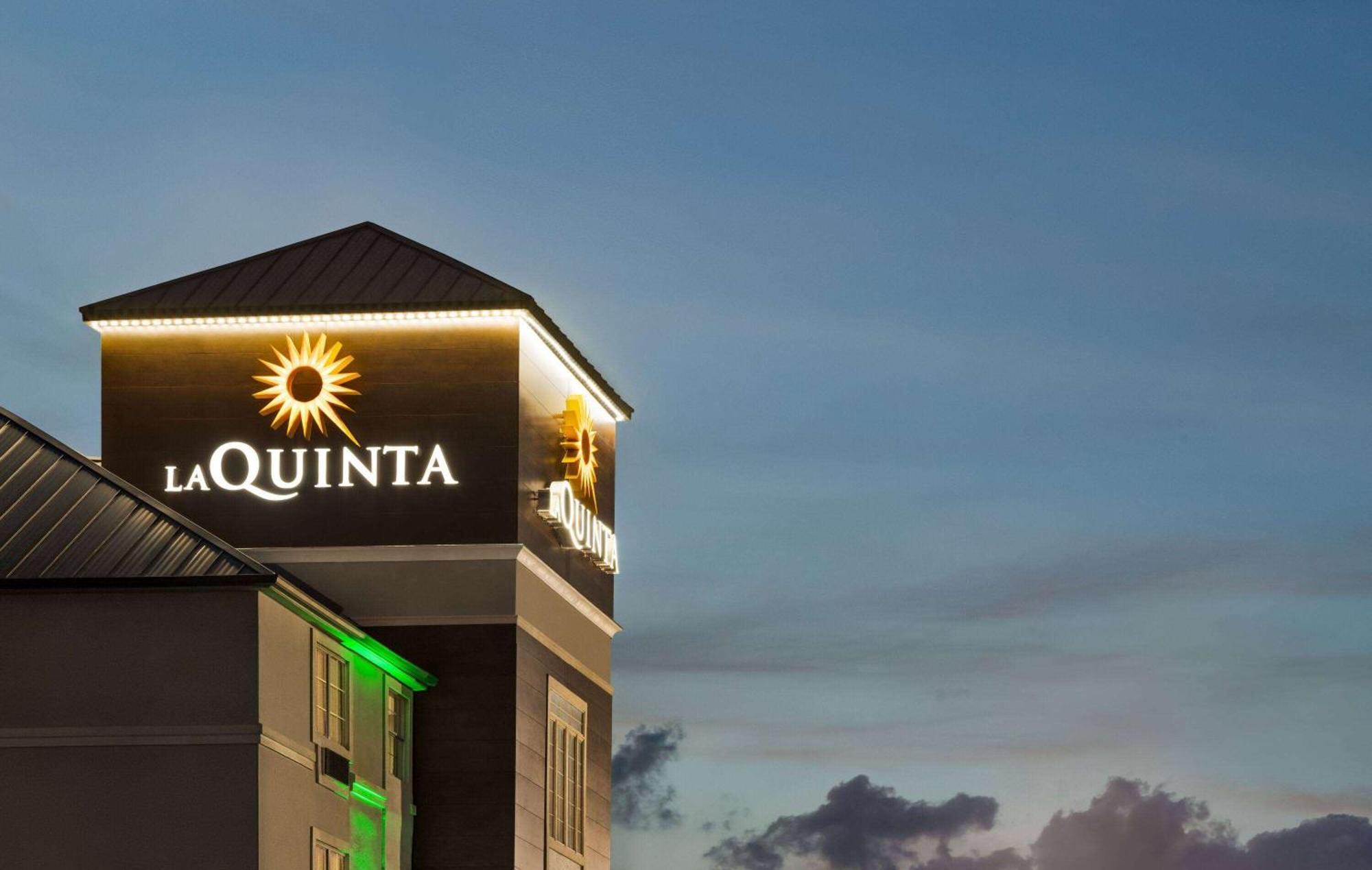 La Quinta By Wyndham San Antonio North Stone Oak Hotel Exterior photo